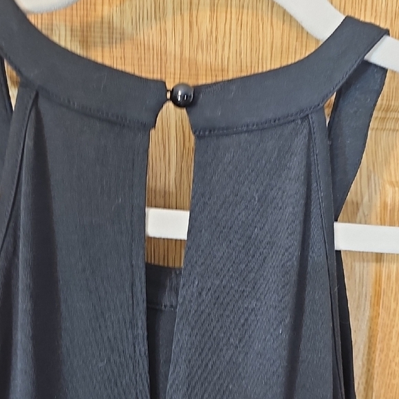 Chic Black and White Chevron Maxi Dress - Picture 5 of 7